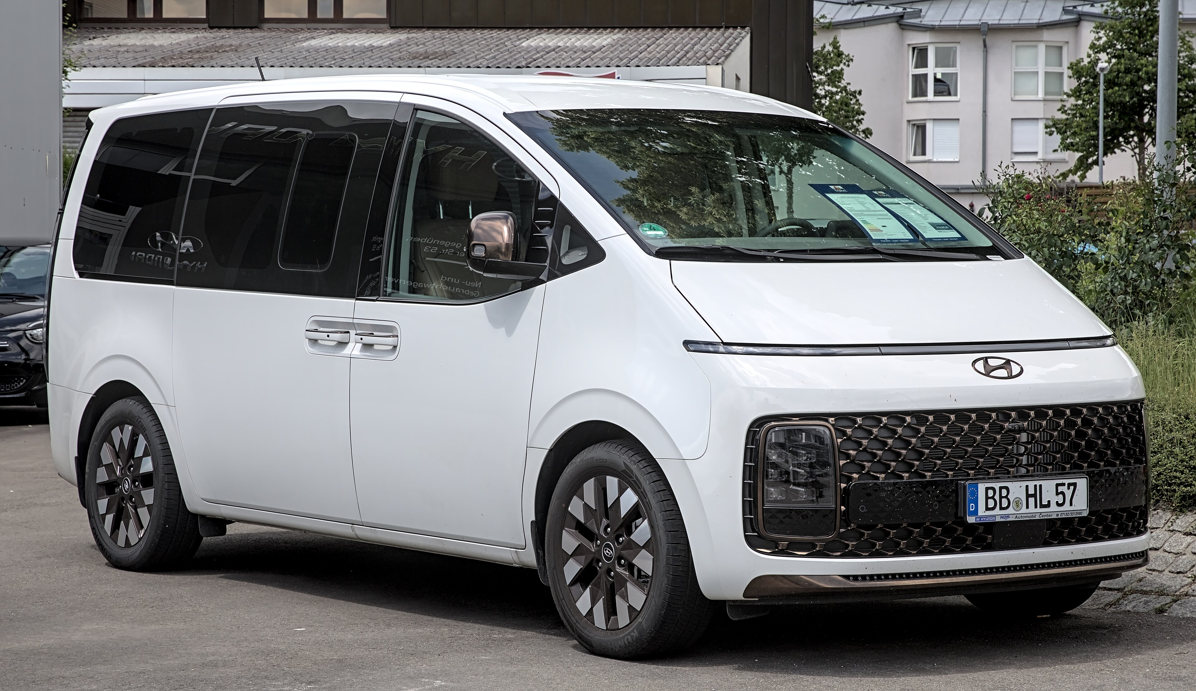 Hyundai Staria 2021