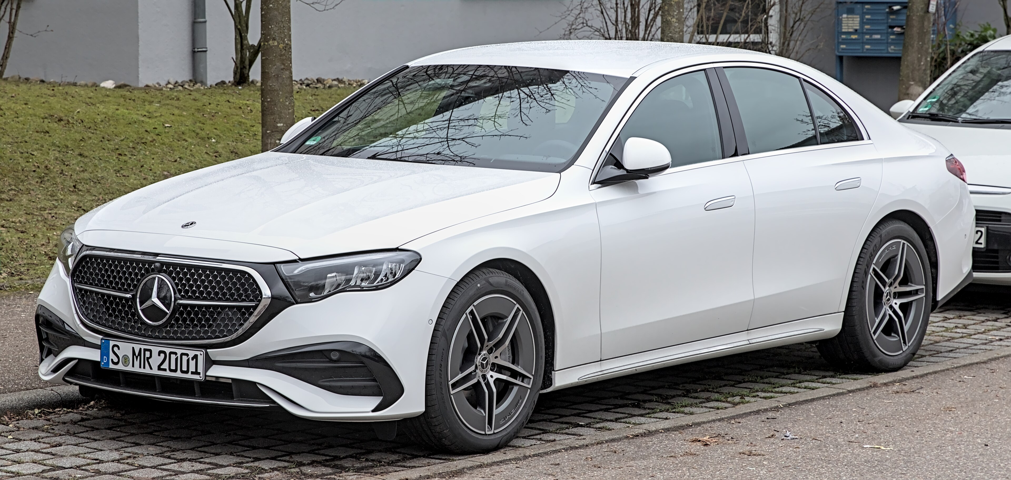 Mercedes-Benz E-Class 2022
