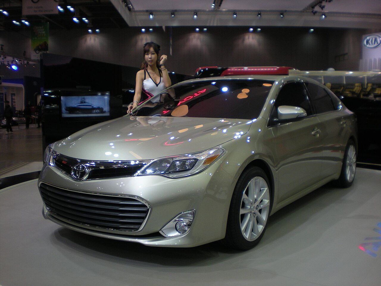 Toyota Avalon 2013
