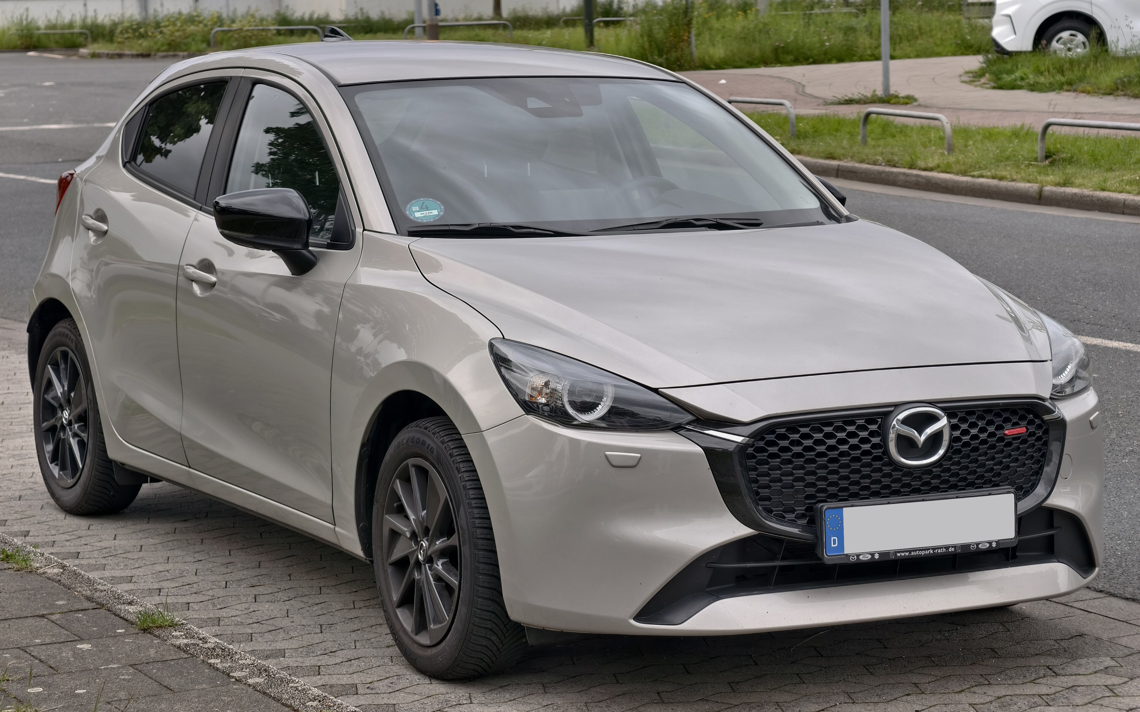Mazda 2 2024
