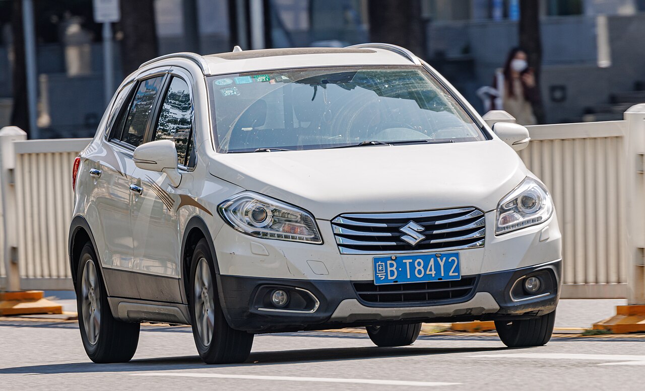 Suzuki S-cross 2013