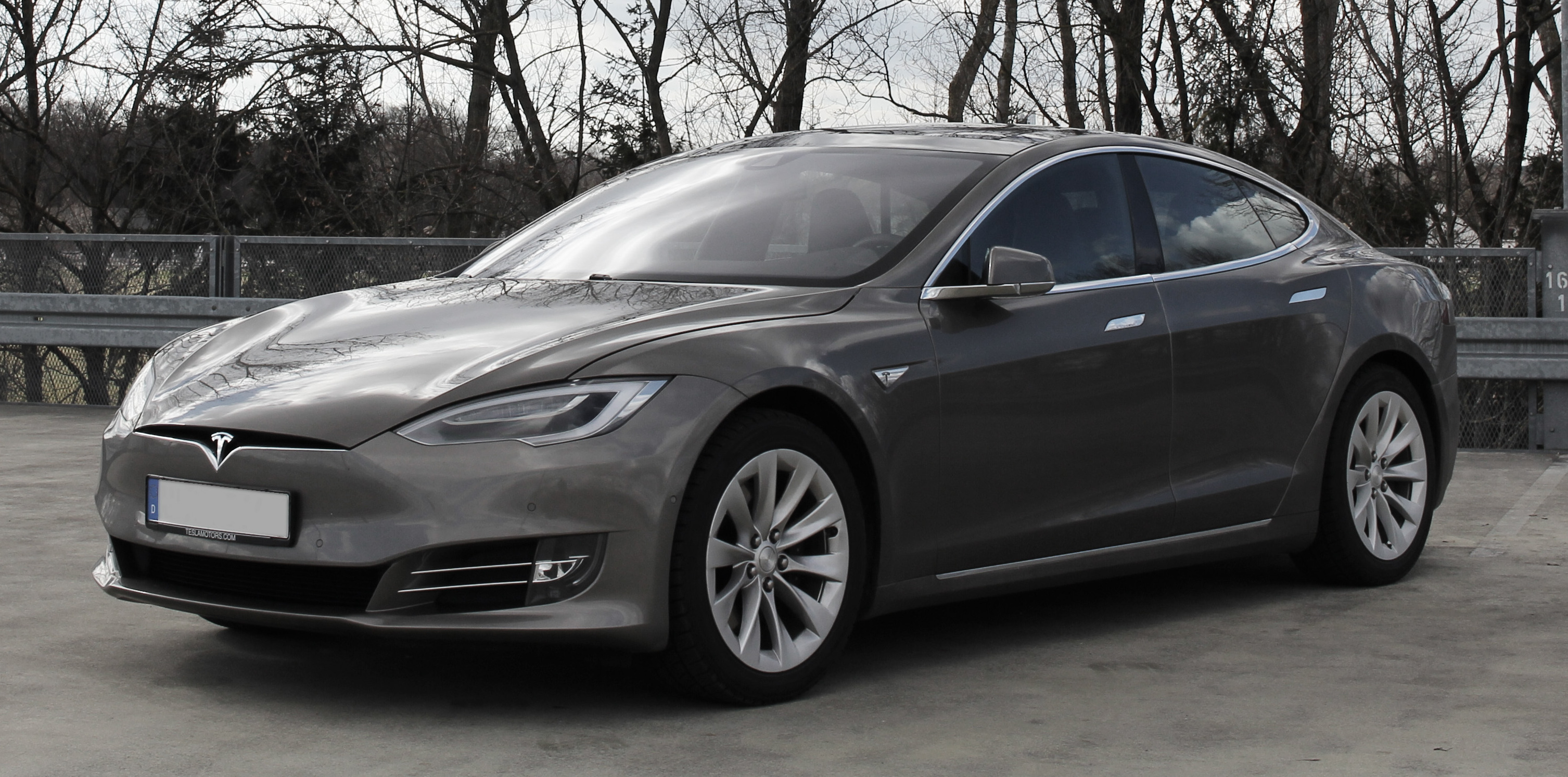 Tesla Model S 2024