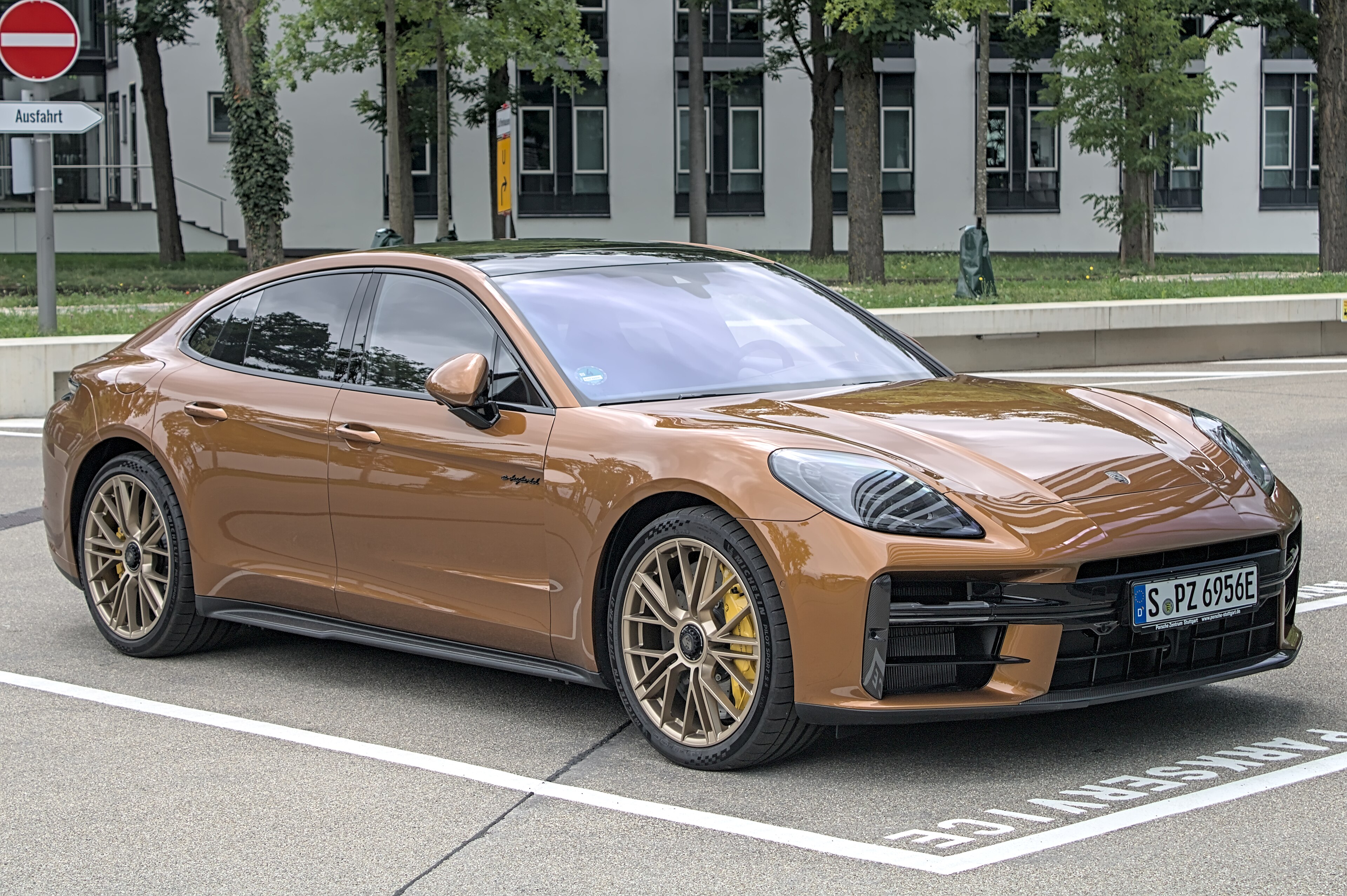 Porsche Panamera 2022