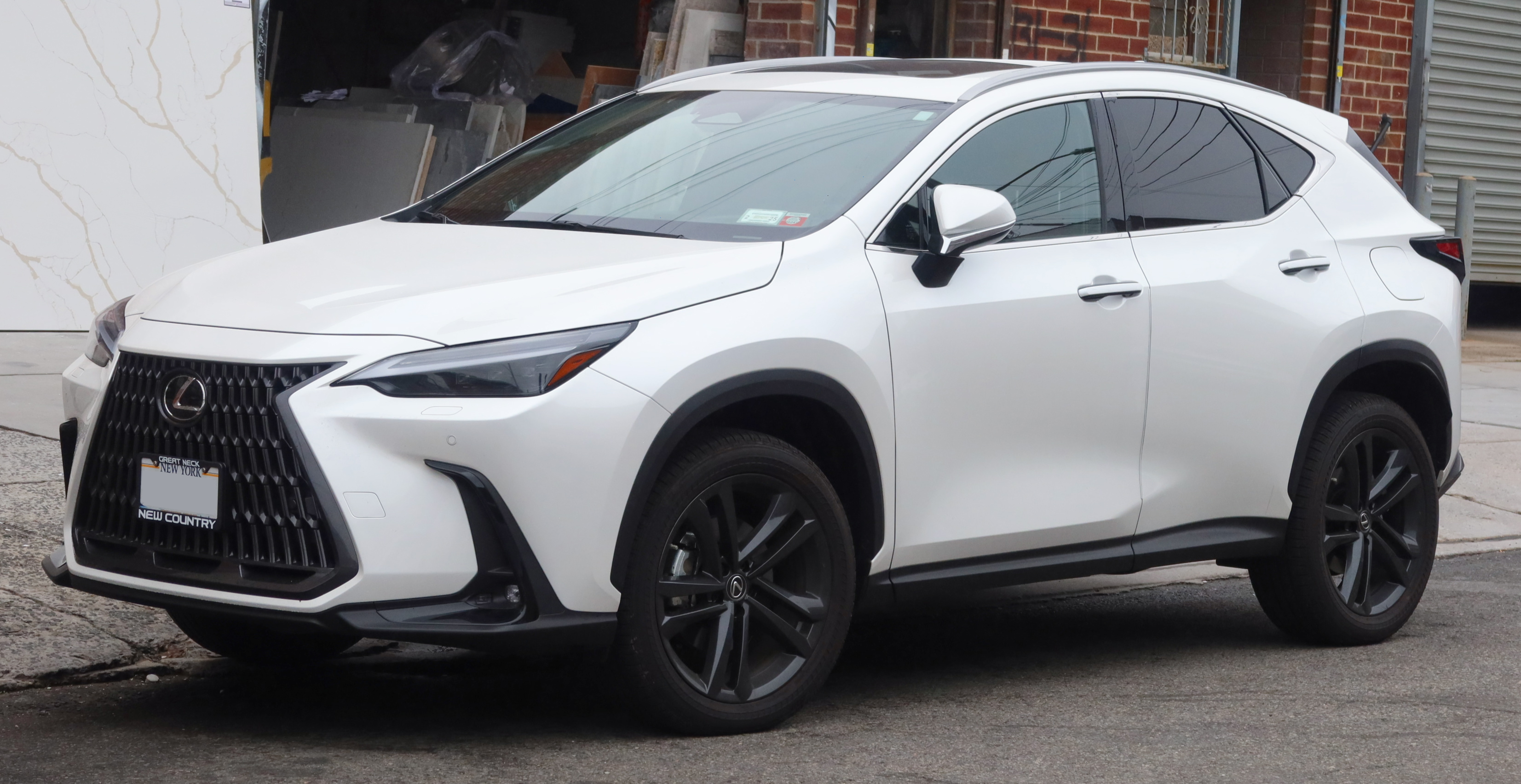 Lexus NX 2024